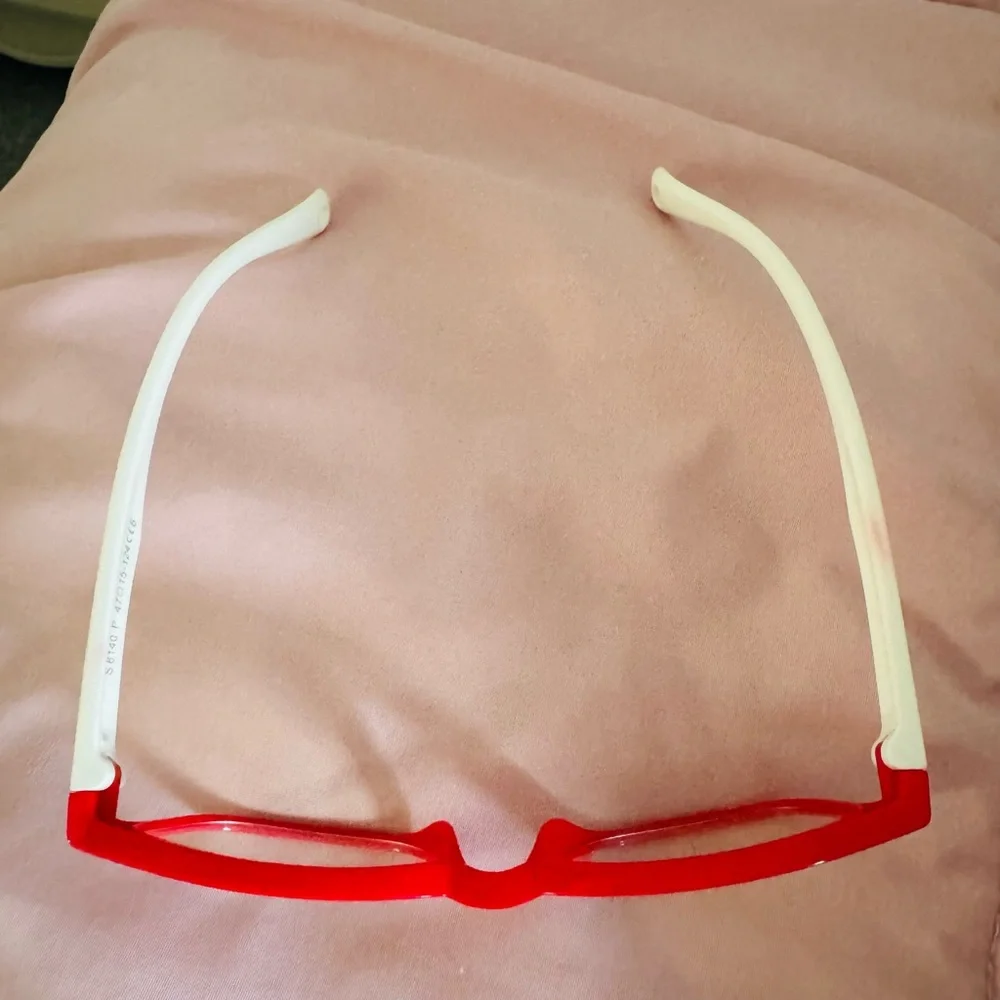 Kids blue light blocking glasses